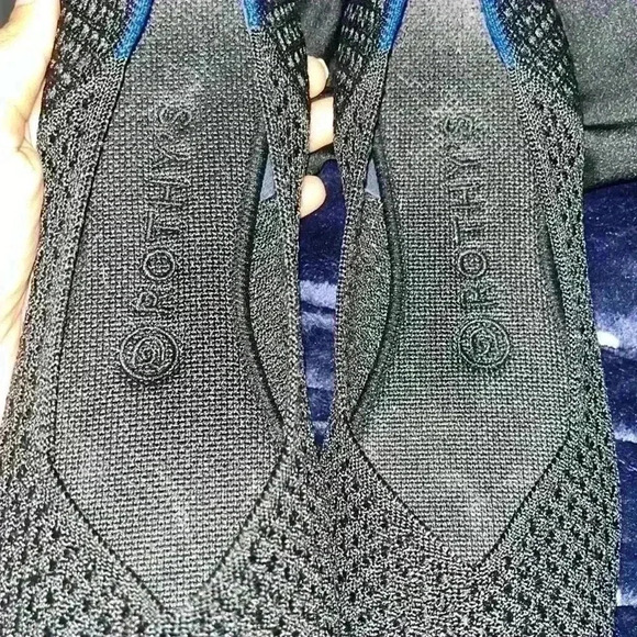 Rothy’s Flats Black Honeycomb Round Toe - Retired sz 8 - Picture 8 of 8